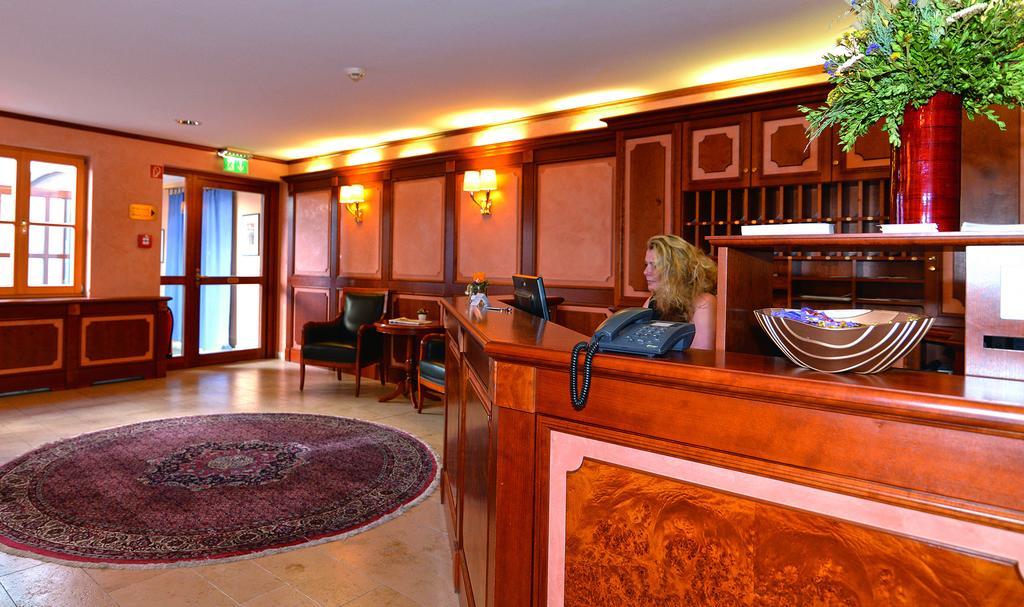 Altstadthotel Braeuwirt Weiden in der Oberpfalz Εξωτερικό φωτογραφία