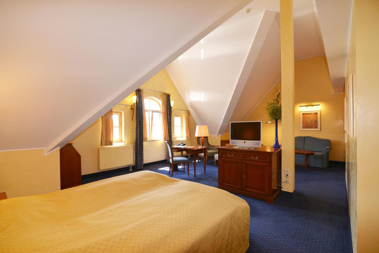 Altstadthotel Braeuwirt Weiden in der Oberpfalz Εξωτερικό φωτογραφία